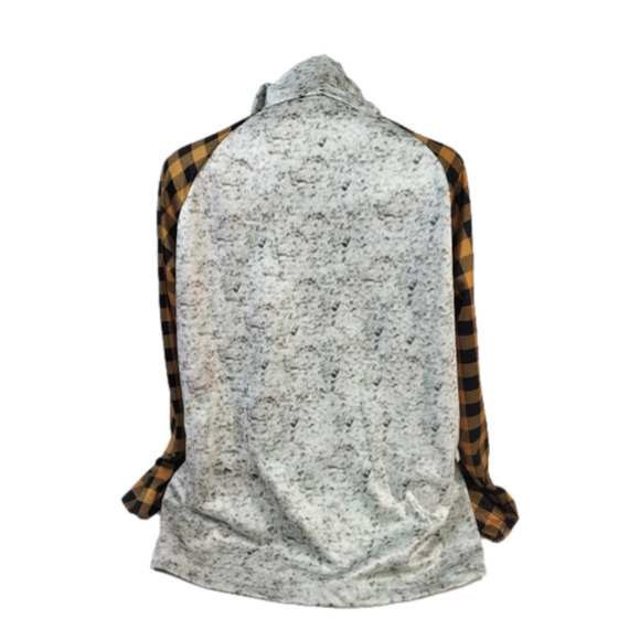 Yellowstone Hooded Sweater - Picture 7 of 8